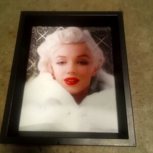 Marilyn Monroe Elegant Black Framed Wall Art